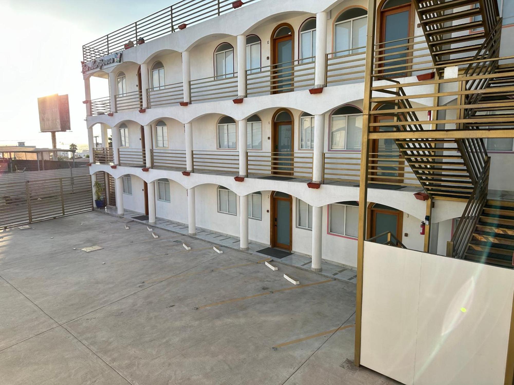 Las Mariposas Mini Suites روزاريتو المظهر الخارجي الصورة